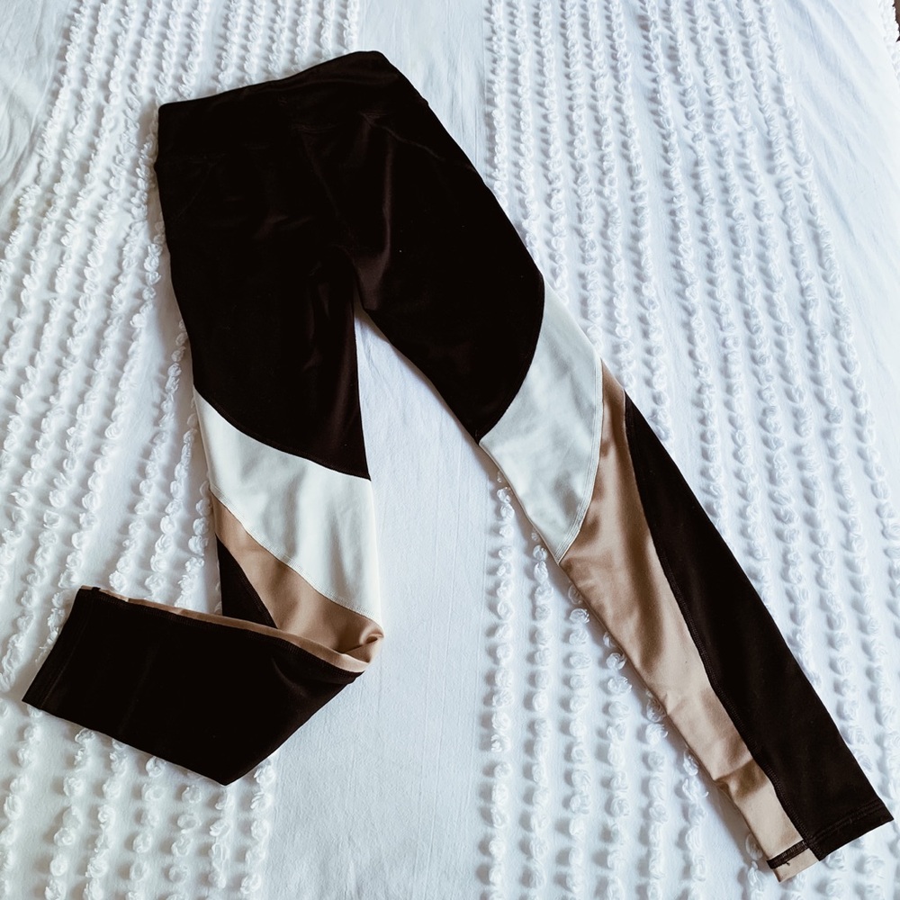 H&M Sport Black Leggings Color Block Fast Drying